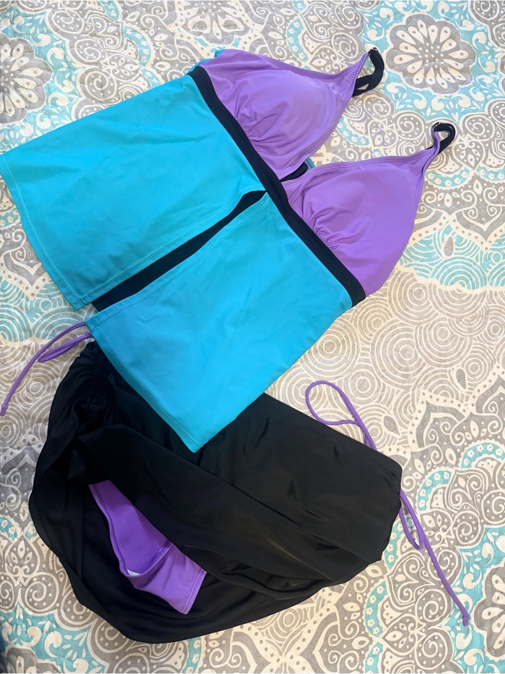 Purple & Teal Two-Piece Tankini Swimsuit Large                        Lot B-C